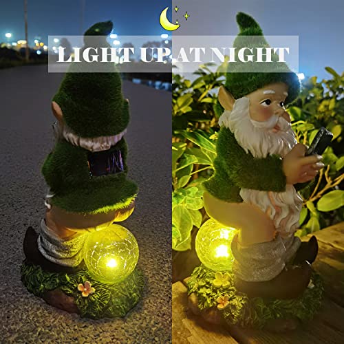 YQQY Funny Garden Gnomes Outdoor with Solar Lights, Resin Flocking Gnome Statue Sitting and Looking at The Phone, Naughty Gnomes Garden Decor for Patio Lawn Yard Ornament Gift Green