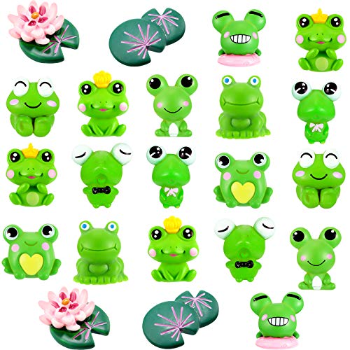 Jetec 22 Pieces Animal Figurines Cake Topper Cute Mini Animal Decorations Miniature Animals Model Ornaments Garden Moss Landscape DIY Craft for Home Party Supplies