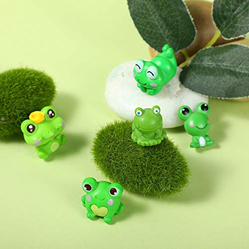 Jetec 22 Pieces Animal Figurines Cake Topper Cute Mini Animal Decorations Miniature Animals Model Ornaments Garden Moss Landscape DIY Craft for Home Party Supplies