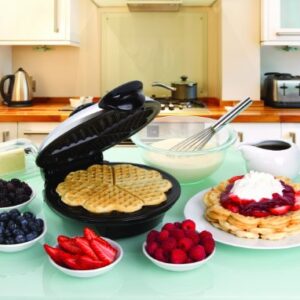 Euro Cuisine WM520 Eco Friendly Heart Shaped Waffle Maker - PTFE and PFOA Free Non Stick Plates,Silver