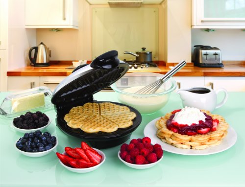 Euro Cuisine WM520 Eco Friendly Heart Shaped Waffle Maker - PTFE and PFOA Free Non Stick Plates,Silver