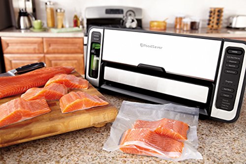 FoodSaver Vacuum Sealer Machine with Express Vacuum Seal Bag Maker with Sealer Bags and Roll and Handheld Vacuum Sealer for Airtight Food Storage and Sous Vide, Silver