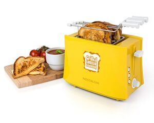 nostalgia grilled cheese toaster with easy-clean toaster baskets and adjustable toasting dial with wide slots