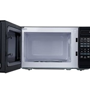 BLACK+DECKER Compact Countertop Microwave Oven 0.7 Cu. Ft. 700-Watts with LED Lighting, Child Lock, White