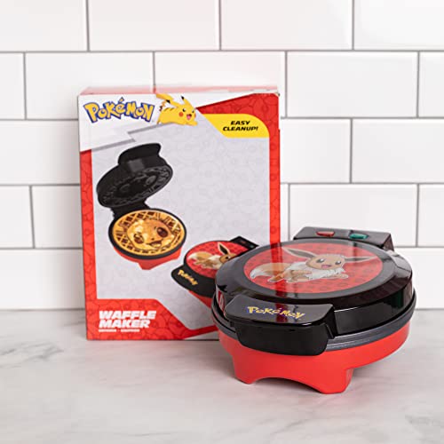 Uncanny Brands Pokémon Eevee Waffle Maker - Make Bounty Eevee Waffles - Kitchen Appliance