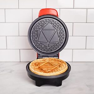 Uncanny Brands Dungeons & Dragons Waffle Maker - 20 Sided Die on Your Waffles