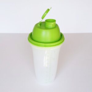 Tupperware Quick Shake 16 Ounce Hand-Held Blender Green and Chartreuse