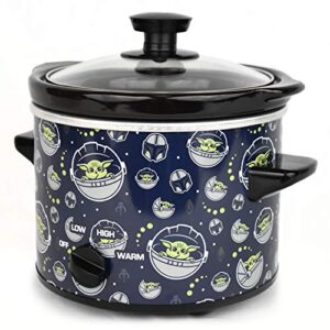 Uncanny Brands Star Wars The Mandalorian 2-Quart Slow Cooker- Kitchen Appliance-Baby Yoda