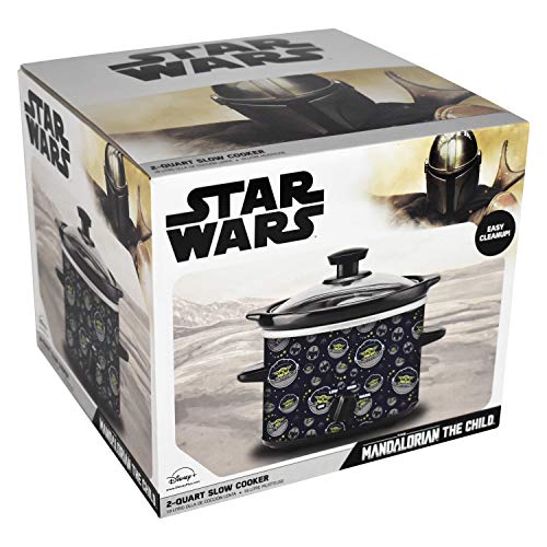 Uncanny Brands Star Wars The Mandalorian 2-Quart Slow Cooker- Kitchen Appliance-Baby Yoda