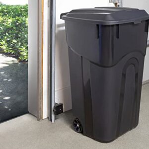 United Solutions 32 Gallon Wheeled Outdoor Garbage Can with Attached Snap Lock Lid and Heavy-Duty Handles, Black, Heavy-Duty Construction, Perfect Backyard, Deck, or Garage Trash Can, 2 Pack