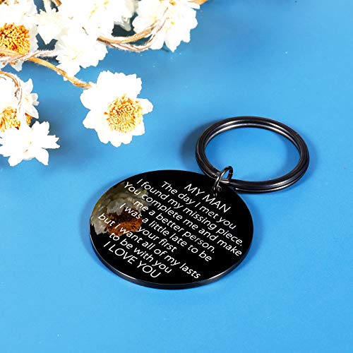 Boyfriend Christmas Anniversary Valentine's Day Birthday Gifts to My Man Keychain for Husband Boyfriend Groom Fiance Hubby from Wife Girlfriend Bride Fiancee Wifey Engagement Wedding Dating Gifts