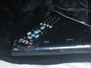 digital stream dsp7700p digital tv converter box (black)