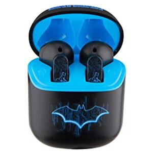 eKids Batman Bluetooth Earbuds with Microphone, Kids Wireless Earbuds with Charging Case for Ear Buds, for Fans of Batman Gifts and Merchandise