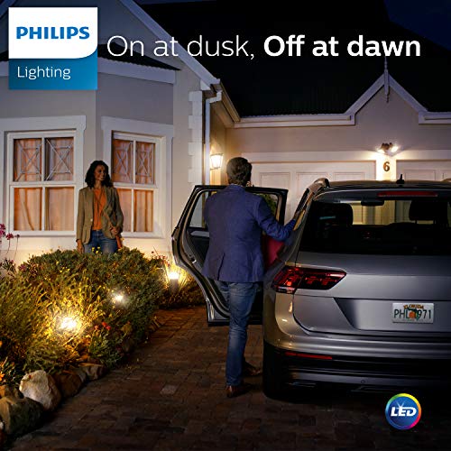 Philips LED Dusk-to-Dawn Outdoor A19 Light Bulb, Flicker-Free, 800 Lumen, Soft White Light (2700K), 8W=60W, E26 Base, 3-Pack (466599)