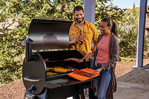 Traeger Grills Pro Series 780 Wood Pellet Grill and Smoker with WIFI Smart Home Technology, Black