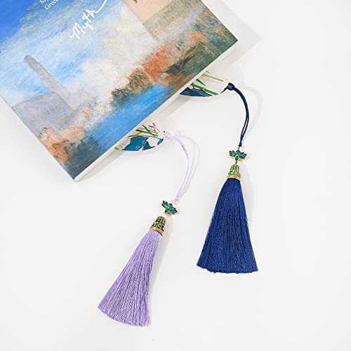 Annxing Leaf Carving Bookmarks for Women Craft Unique Gift with Tassels Ctue Lover Book Marks for Reader Men and Kids Creative Leaf Carving 2PCS, Green