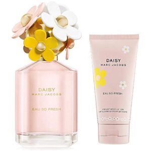 Marc Jacobs Daisy Eau So Fresh 2-Piece Fragrance Gift Set (Eau de Toilette Spray, 4.2 Ounce and Body Lotion, 2.5 Ounce )