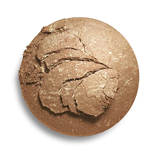 Makeup Revolution Bronzer Reloaded, Buildable Formula, Highlighting & Bronzing Powder, for Dark Skin Tones, Cruelty-Free, Long Weekend, 0.53 Oz