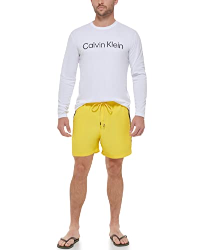 Calvin Klein Men's Standard Light Weight Quick Dry Long Sleeve 40+ UPF Protection, White, Medium