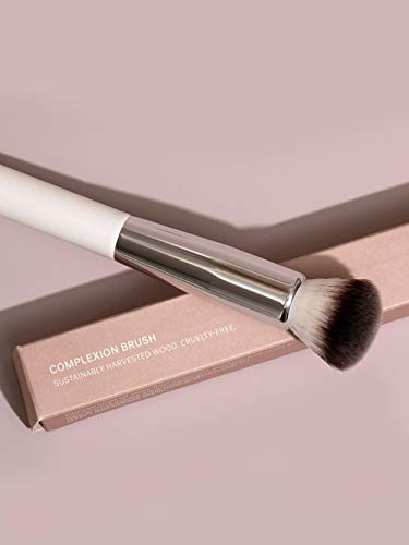 ILIA - Complexion Brush | Non-Toxic, Vegan, Cruelty-Free, Clean Makeup