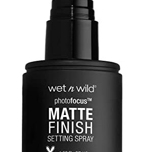 Wet n Wild Photo Focus Matte Finish Setting Spray for Makeup, Long Lasting Vegan, Cruelty Free Makeup Primer and Spray 1.52 Fl Oz