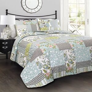 lush decor blue roesser quilt | patchwork floral reversible print pattern country farmhouse style 3 piece bedding set-king