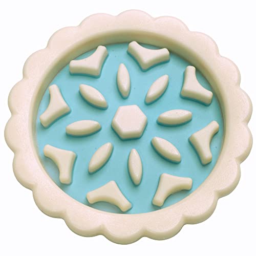 Furhaven Paws 'n Play Pie Slow Feeder Fillable Dog Toy, Washable - White/Blue, One Size