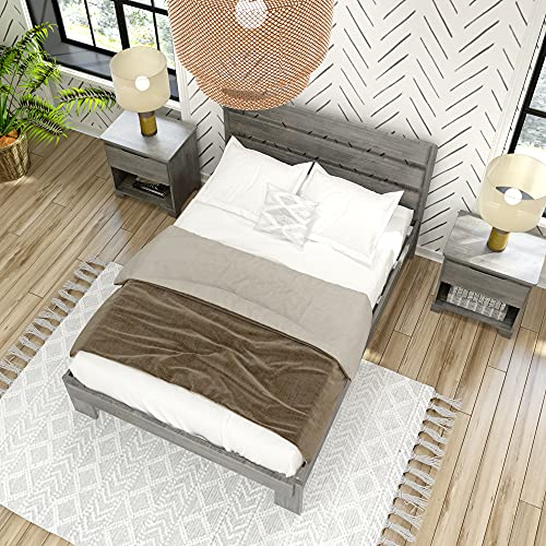 Max & Lily Modern Farmhouse Platform Bed with Plank Headboard, Full, Driftwood