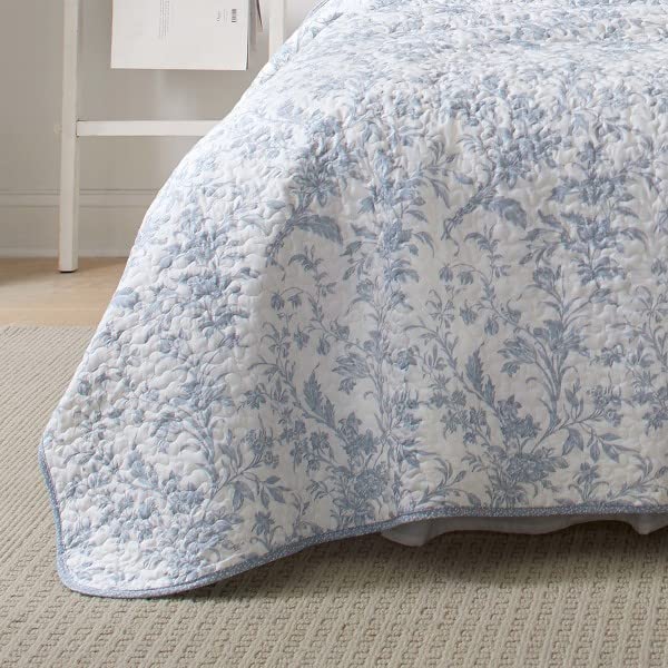 Laura Ashley Home - King Size Quilt Set, Cotton Reversible Bedding, Lightweight Home Decor for All Seasons (Amberley Blue, King)