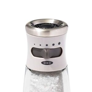 NEW OXO Good Grips Contoured Mess-Free Salt Grinder