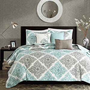madison park claire quilt modern design – all season, breathable coverlet lightweight bedding set, matching shams, decorative pillow, king/cal king (104 in x 94 in), diamond aqua 6 piece