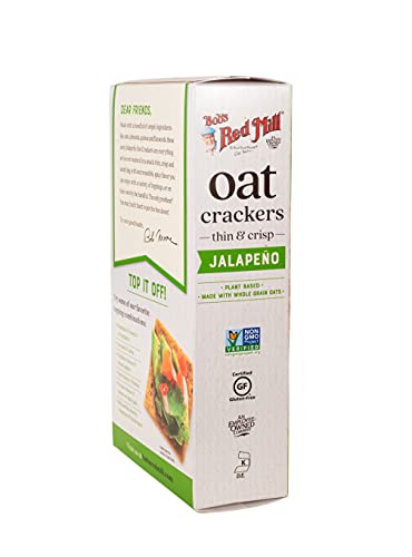 Bob's Red Mill Jalapeño Oat Crackers, One 4.25 oz. box