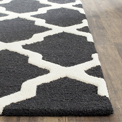 SAFAVIEH Cambridge Collection 4' Square Black/Ivory CAM121E Handmade Trellis Premium Wool Area Rug