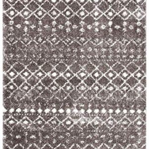 SAFAVIEH Berber Fringe Shag Collection 6'7" x 9' Brown / Ivory BFG516T Moroccan Non-Shedding Living Room Bedroom Dining Room Entryway Plush 1.2-inch Thick Area Rug