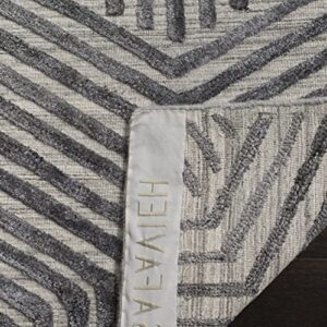 SAFAVIEH Mirage Collection 6' x 9' Light Grey/Charcoal MIR351A Handmade Modern Wool & Viscose Area Rug