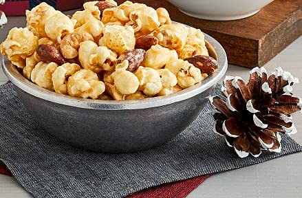 Moose Munch Premium Popcorn Holiday Drum by Harry & David