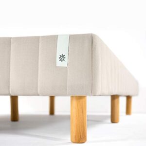 zinus good design award winner justina metal mattress foundation / 14 inch platform bed / no box spring needed, full