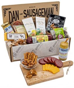 dan the sausageman’s kodiak gift basket featuring beef summer sausage, nut assortments, cheese and mustard. great for back to school, thank you and appreciation gifts.