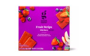 fruit strips wild berry fruit leathers healthy snack made with real fruit puree concentrate good and gather 25 strips (wild berry) – set of 2