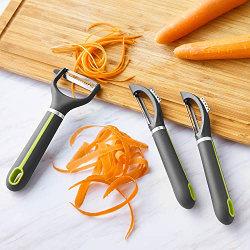 Amazon Basics 3-Piece Peeler Set, Soft Grip Handle, Grey and Green