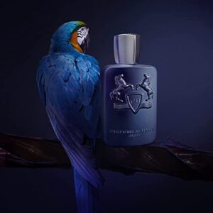 PARFUMS de MARLY - Layton - 4.2 Fl Oz - Eau De Parfum for Men - Top Notes Apple, Bergamot, Lavender - Heart Notes Jasmine, Violet, Geranium - Base Notes Vanilla, Pepper, Guiac Wood - 125ml