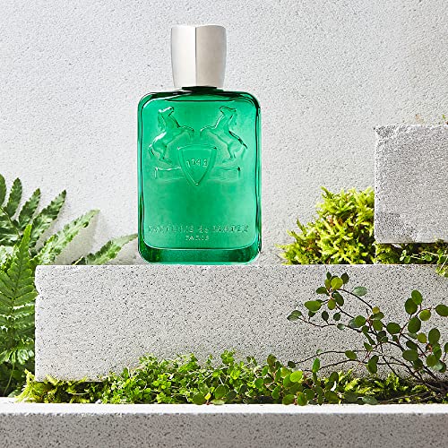 PARFUMS de MARLY - Greenley - 2.5 Fl Oz - Eau De Parfum for Men - Top Notes Sicilian Bergamot, Mandarin, Green Apple, Cashmere Wood - Heart Notes Cedarwood, Petitgrain, Violet, Pomarose - 75ml