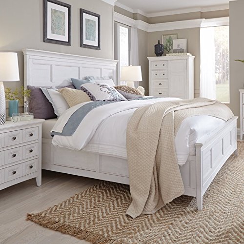 BOWERY HILL Wood Relaxed Traditional Soft White King Panel Bed