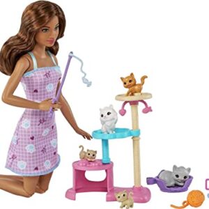 Barbie Kitty Condo Doll and Pets Playset with Barbie Doll (Brunette), 1 Cat, 4 Kittens, Tree & Accessories, Toy for 3 Year Olds & Up