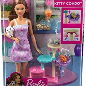 Barbie Kitty Condo Doll and Pets Playset with Barbie Doll (Brunette), 1 Cat, 4 Kittens, Tree & Accessories, Toy for 3 Year Olds & Up