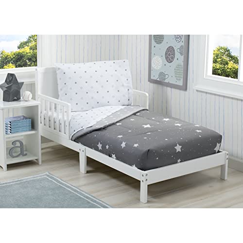 Delta Children 4 Piece Toddler Bedding Set for Boys - Reversible 2-in-1 Comforter - Includes Fitted Comforter to Keep Little Ones Snug, Bottom Sheet, Top Sheet, Pillow Case - Dusty Skies, Grey Stars