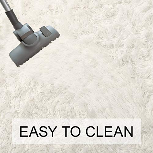 junovo Oval Fluffy Ultra Soft Area Rugs for Bedroom Plush Shaggy Carpet for Kids Room Bedside Nursery Mats, 2.6 x 5.3ft, Creamy