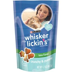 PURINA Whisker Lickin's Cat Treats, Crunchy & Yummy Tuna Flavor - 1.7 oz. Pouch, Blue/Green (00017800172622)