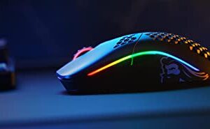 Glorious Gaming - Model O Wireless Gaming Mouse - RGB Mouse with Lights 69 g Superlight Mouse Honeycomb Mouse (Matte White Mouse)