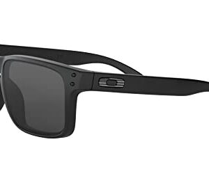 Oakley Holbrook OO9102 9102E5 Matte Black/Grey Sunglasses For Men Bundle Leash + VISIOVA Accessories